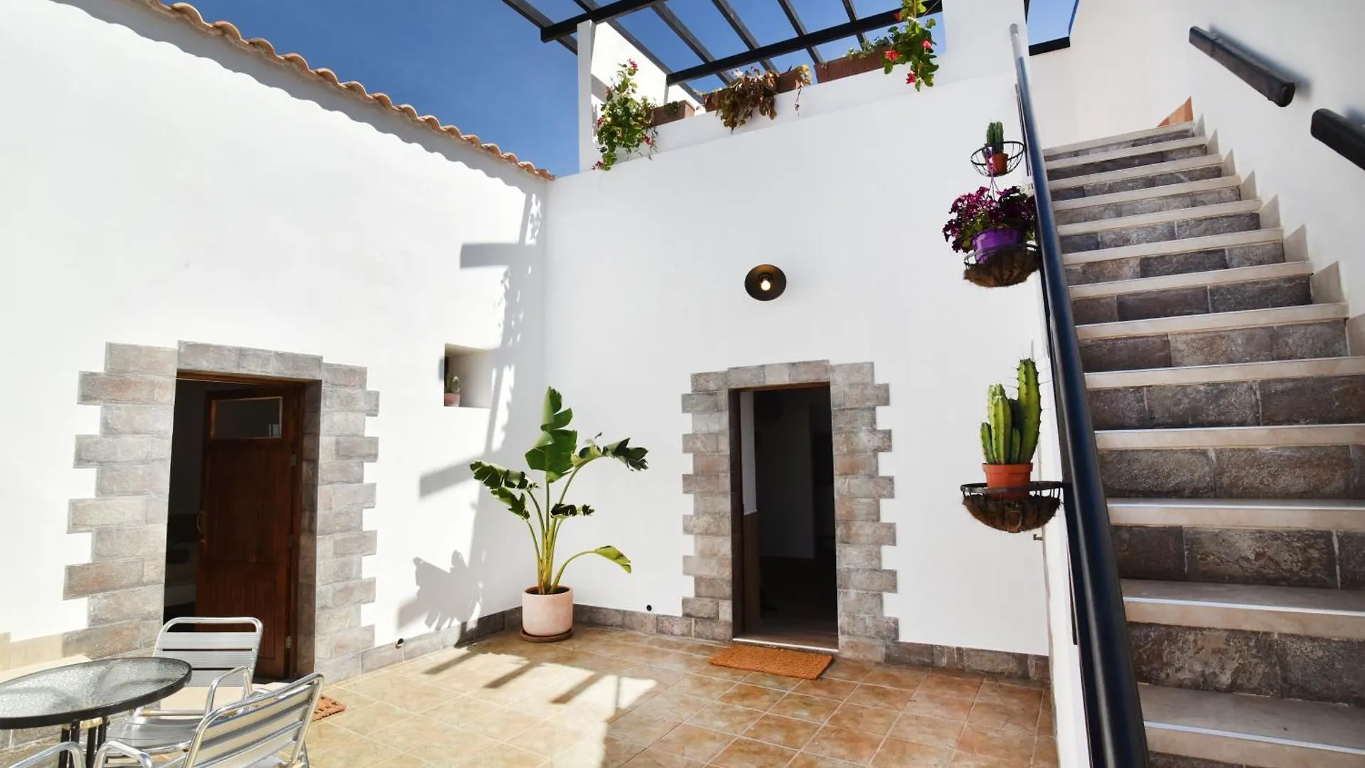 Casa Madonna Authentic Canarian Home La Oliva Spain